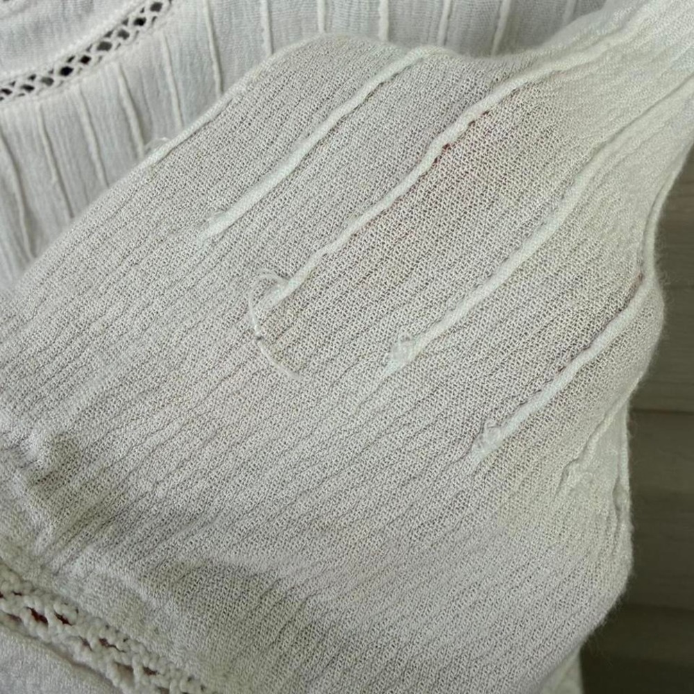 White Floral Embroidered Tunic Blouse | Cottagecore Bohemian Top Medium - Picture 8 of 8